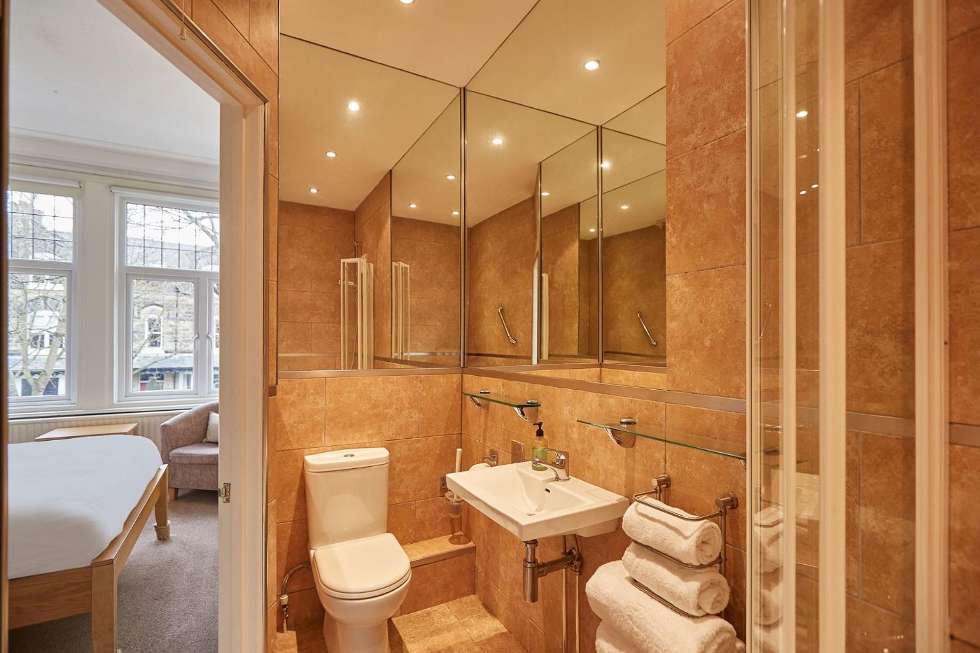 Acorn Lodge Harrogate Phòng bức ảnh